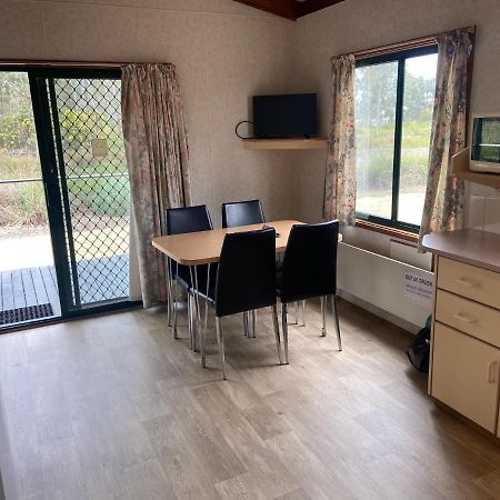 Victoria Lake Holiday Park Shepparton Exteriör bild