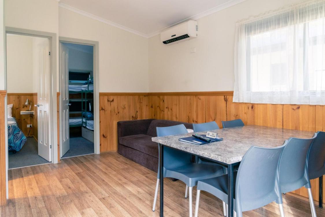 Victoria Lake Holiday Park Shepparton Exteriör bild